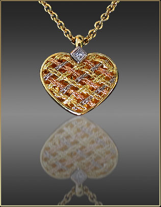 Heart pendant photo